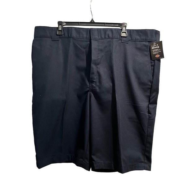 NWT Dickies blue short w/ cell phone pocket. - Picture 3 of 5